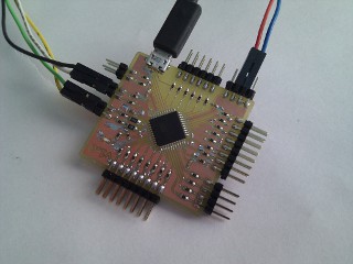 atxmega32a4u demo board